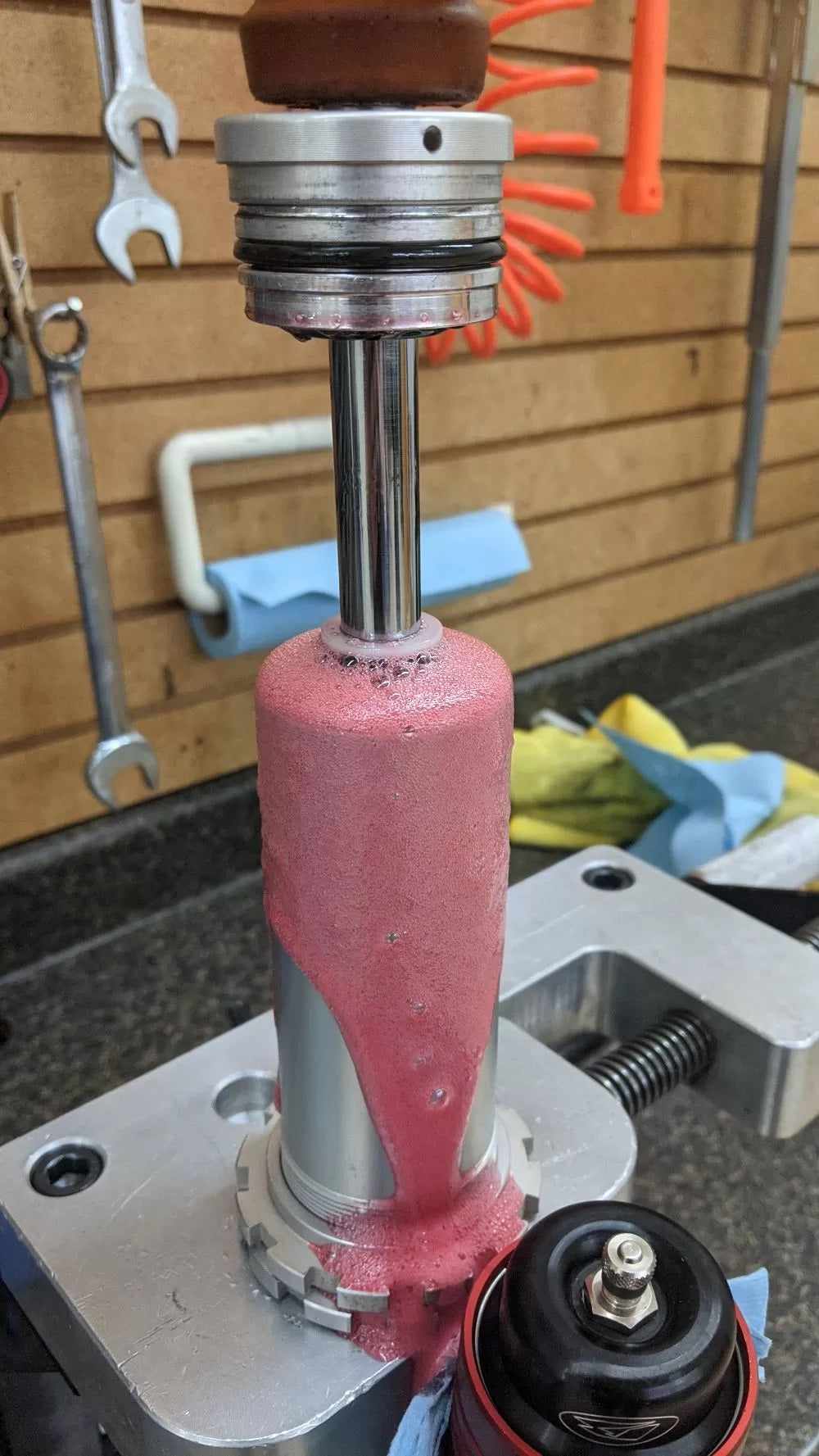Shock Rack Oil Shock Oil Service – Stillwell Performance